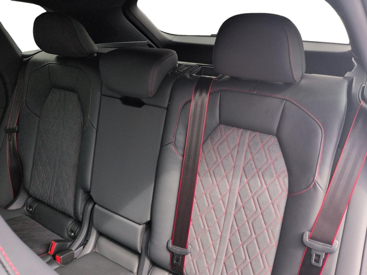 Bild über Audi Q5 SUV TDI quattro 150 kW S tronic - für weitere Informationen kontaktieren Sie den Audi Partner