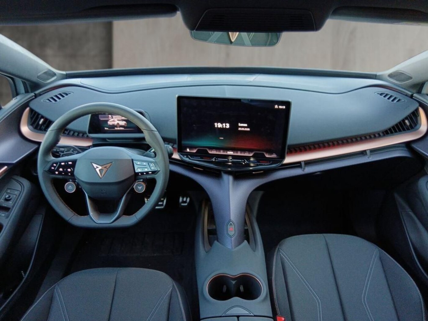 CUPRA Tavascan 77kWh Endurance First Edition 210 kW (286 CV) — photo 4