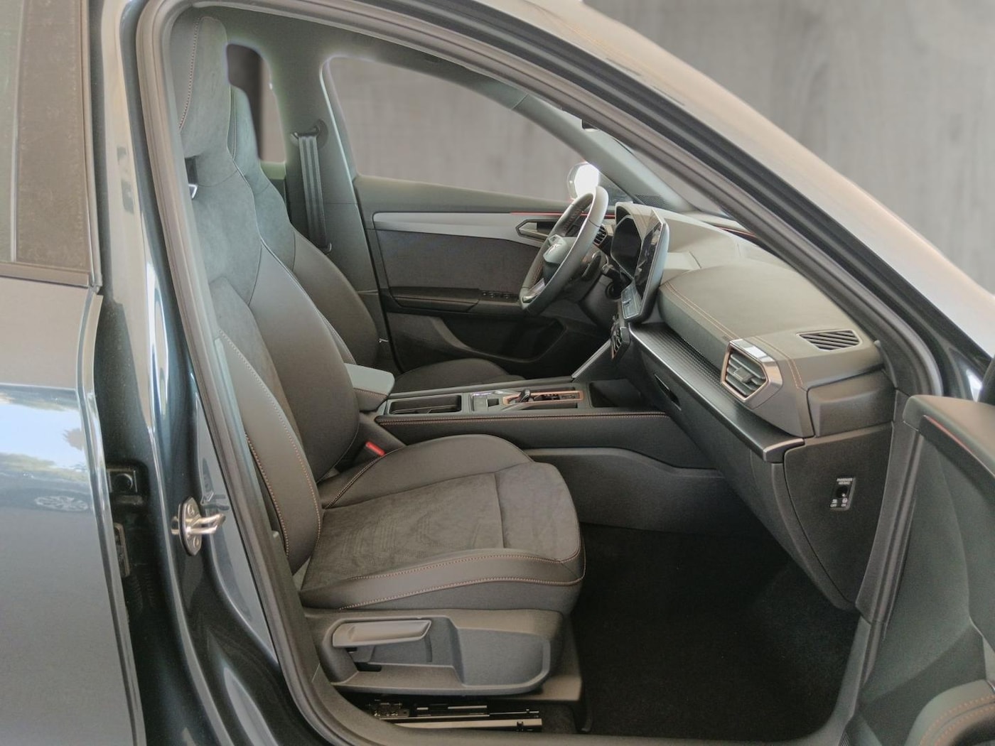 CUPRA Formentor 1.5 eTSI Beyond DSG 110 kW (150 CV) — photo 5