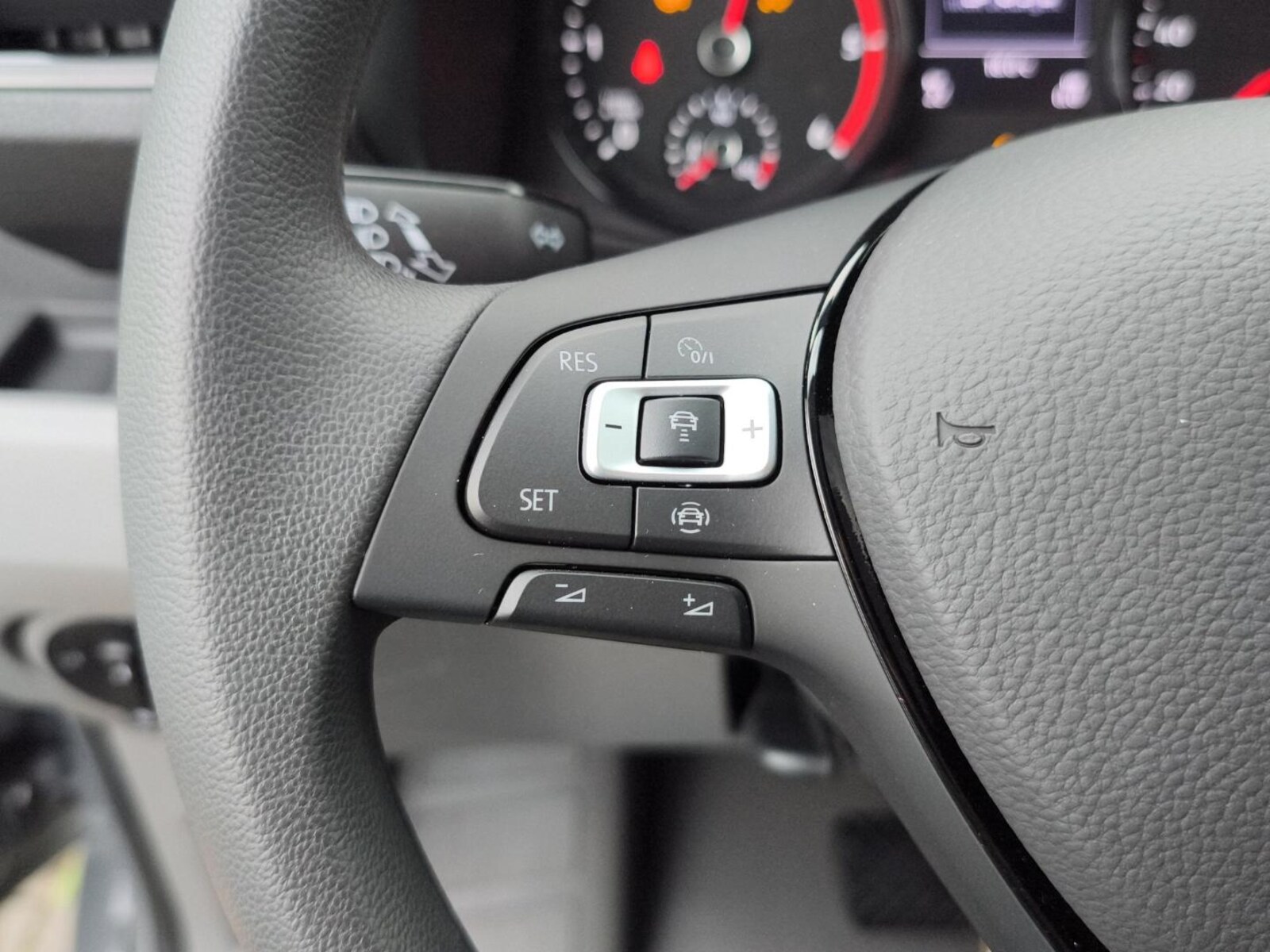 Volkswagen Crafter Doppelkabine mittlerer Radstand – Bild 16