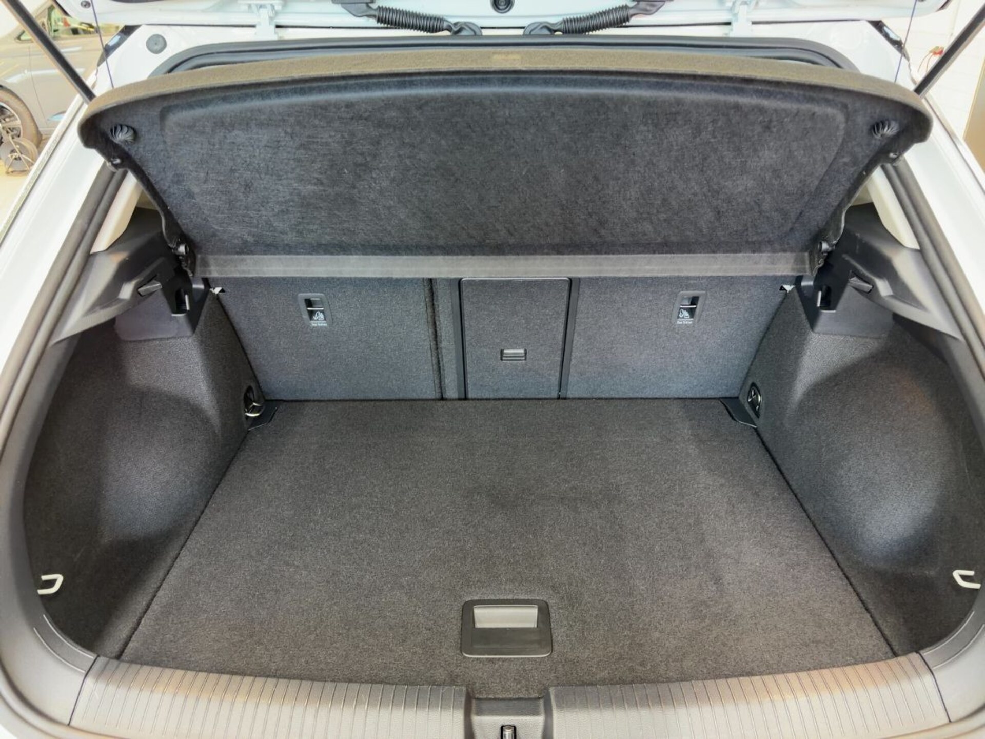 Volkswagen T-Roc Active