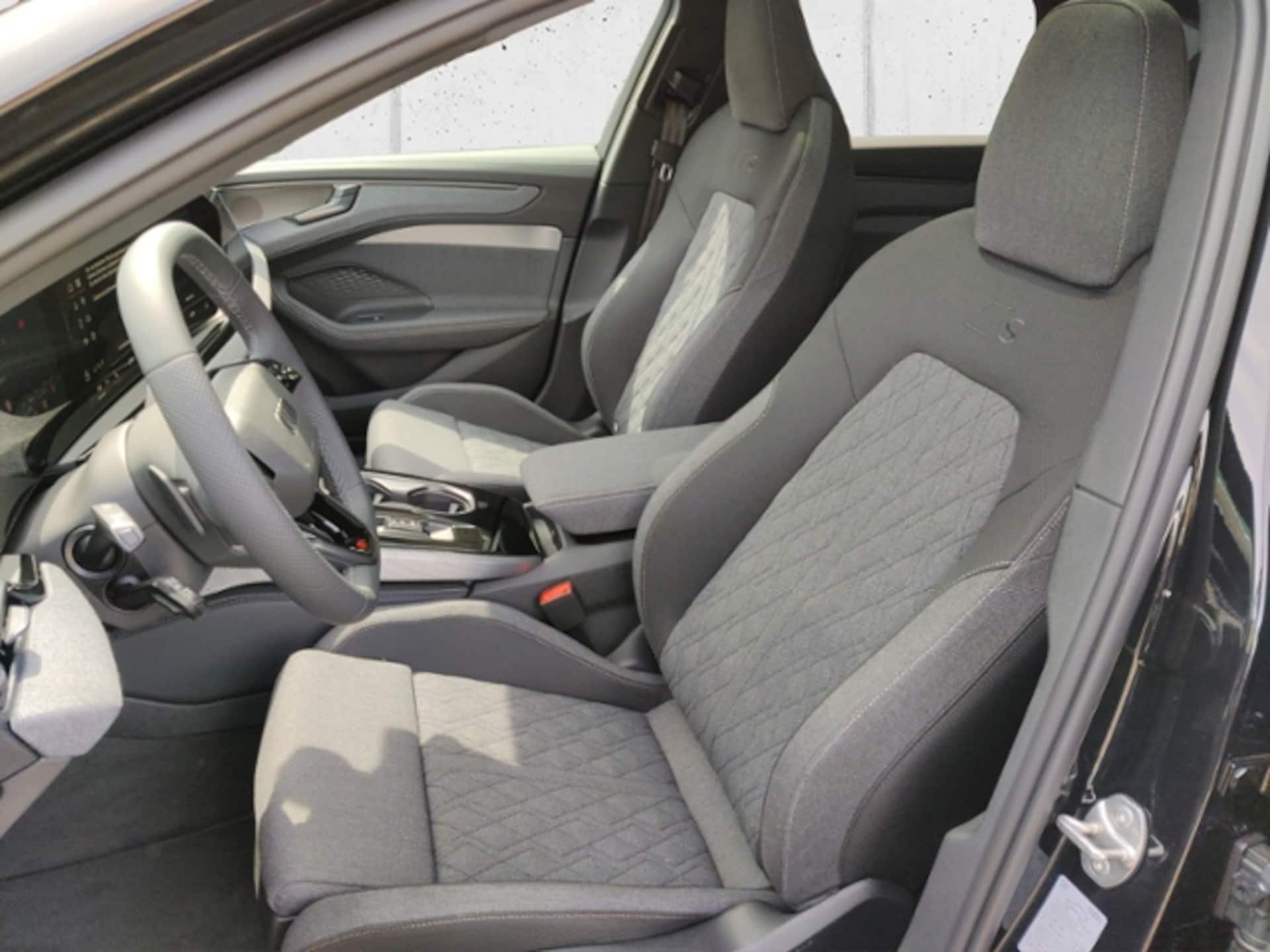 Audi A6 Avant edition one