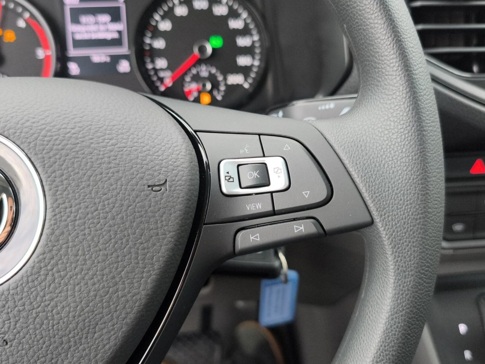 Volkswagen Crafter Doppelkabine mittlerer Radstand – Bild 17