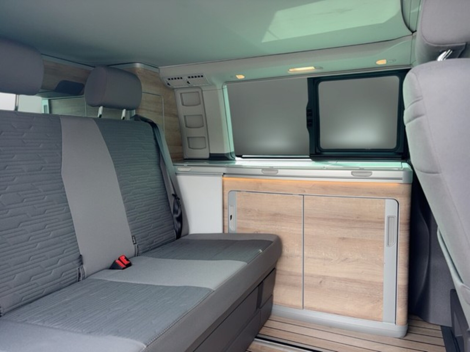 Volkswagen T6.1 California – Bild 11