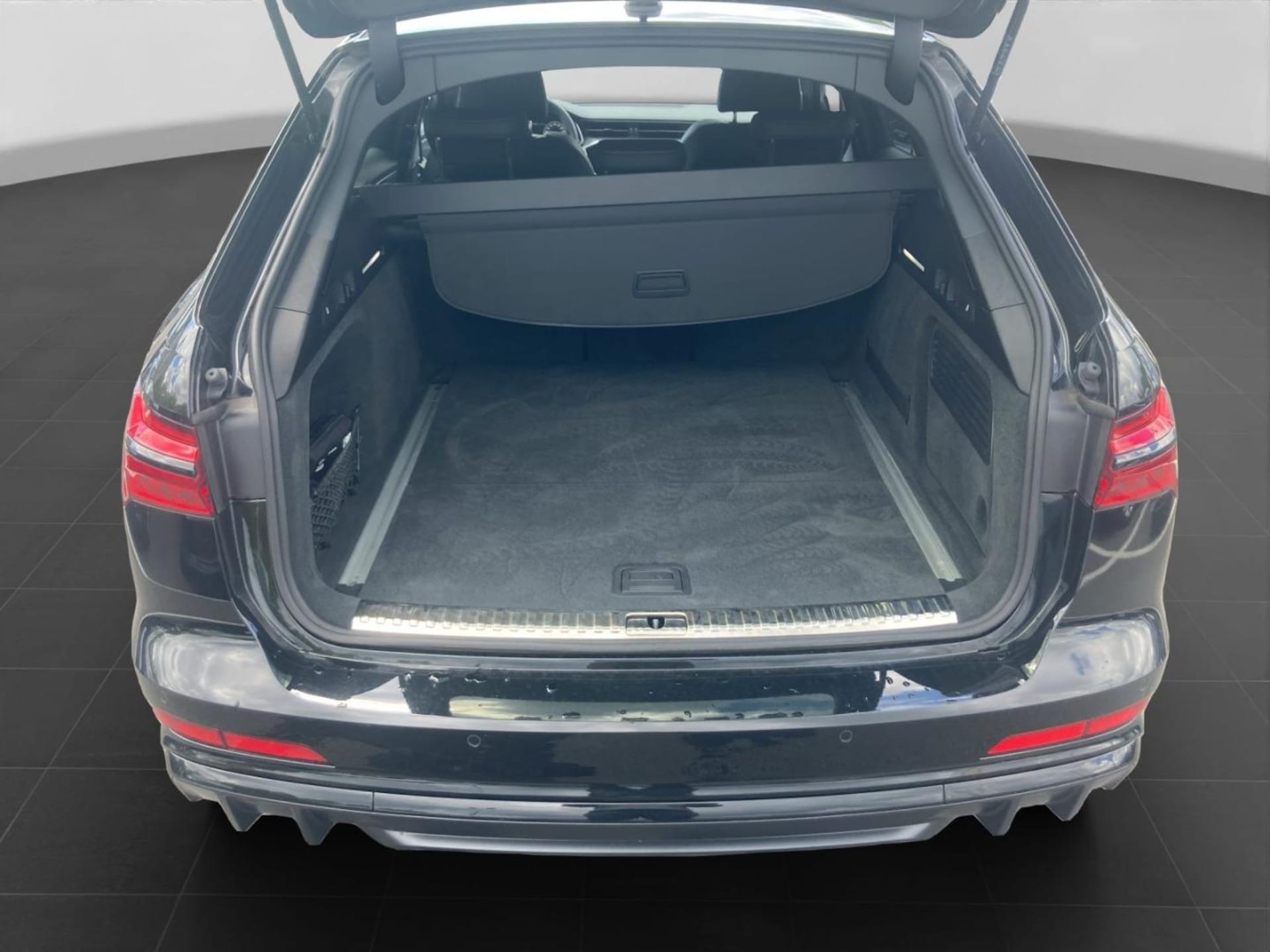 Audi S6 Avant