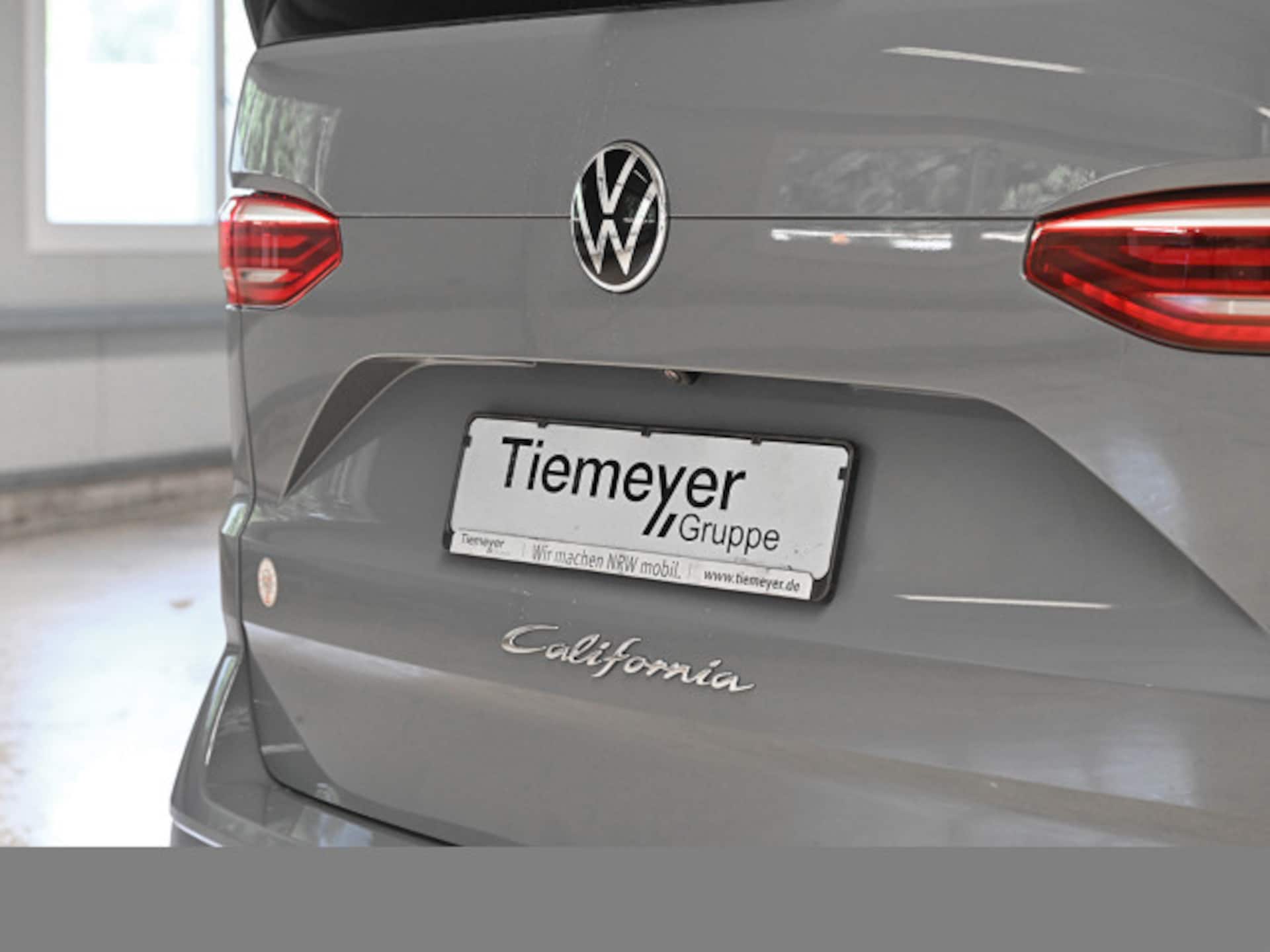 Volkswagen California Beach Camper
