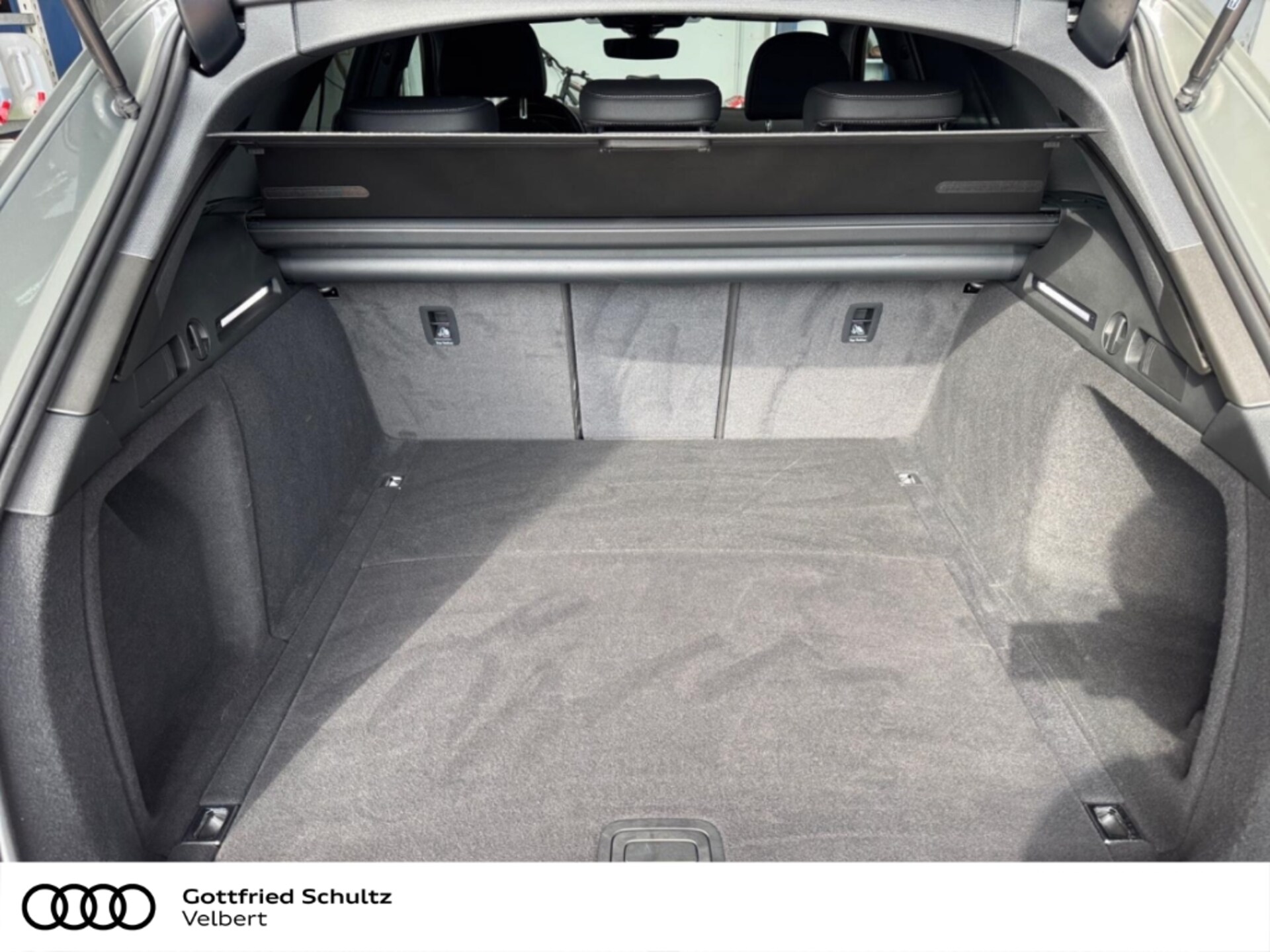 Audi A4 Avant S line