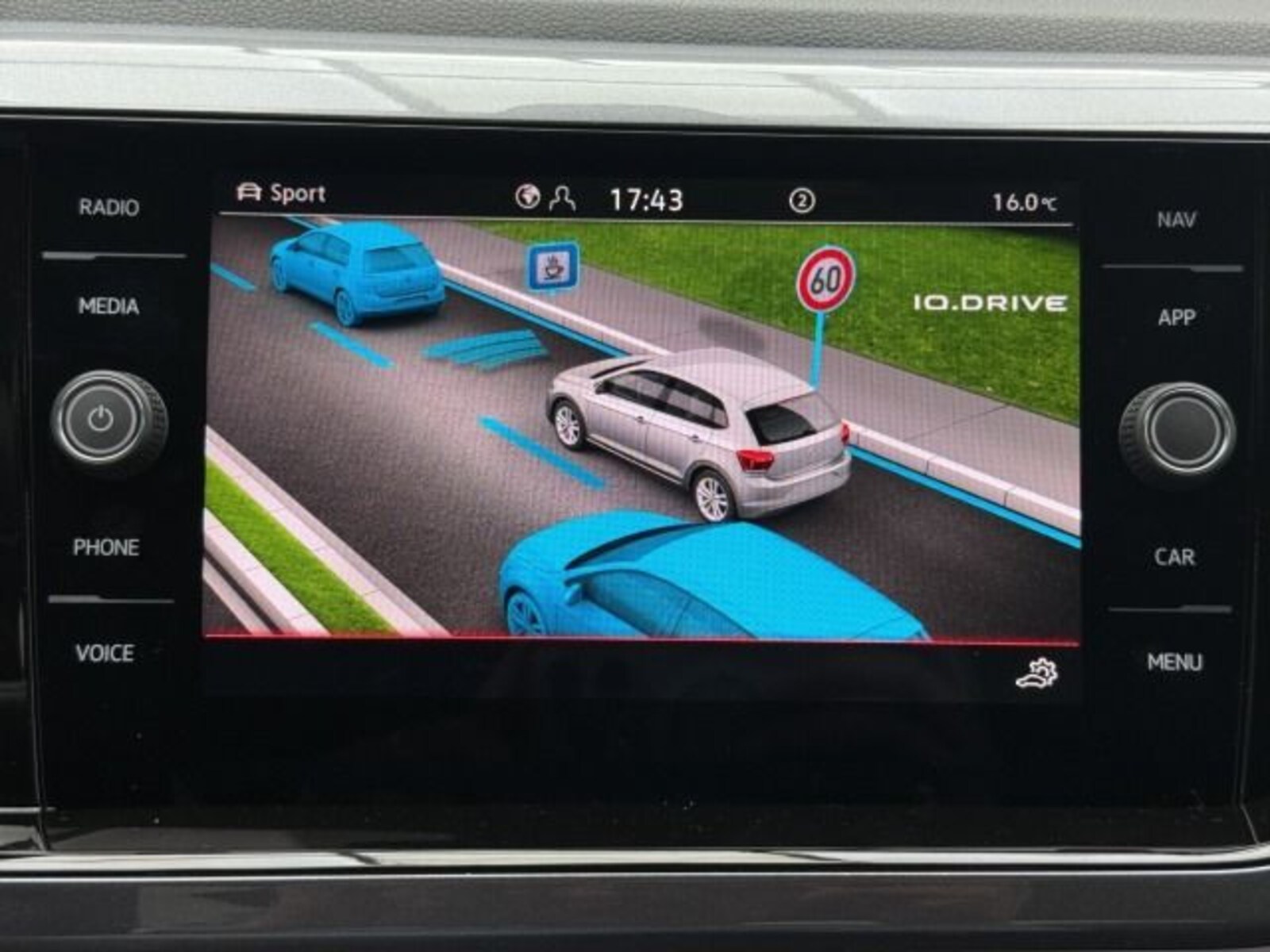 Volkswagen Polo – Bild 14