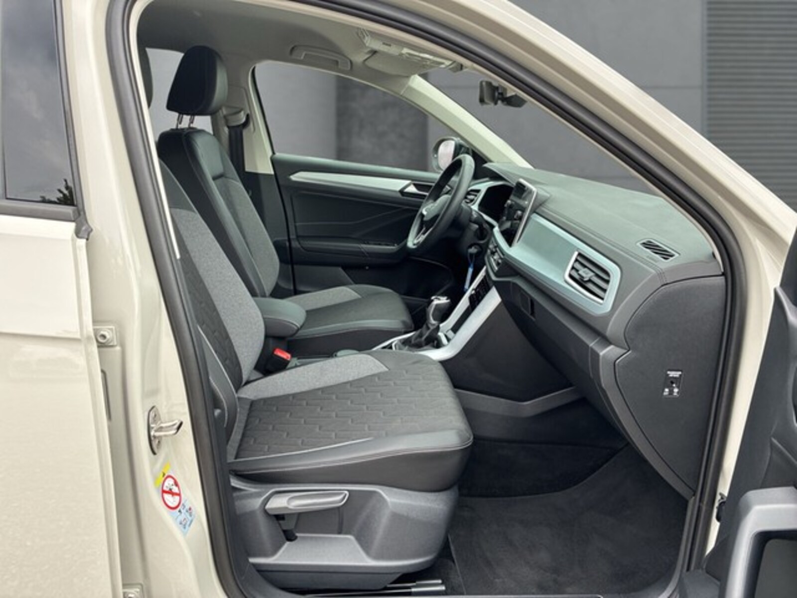 Volkswagen T-Roc – Bild 13