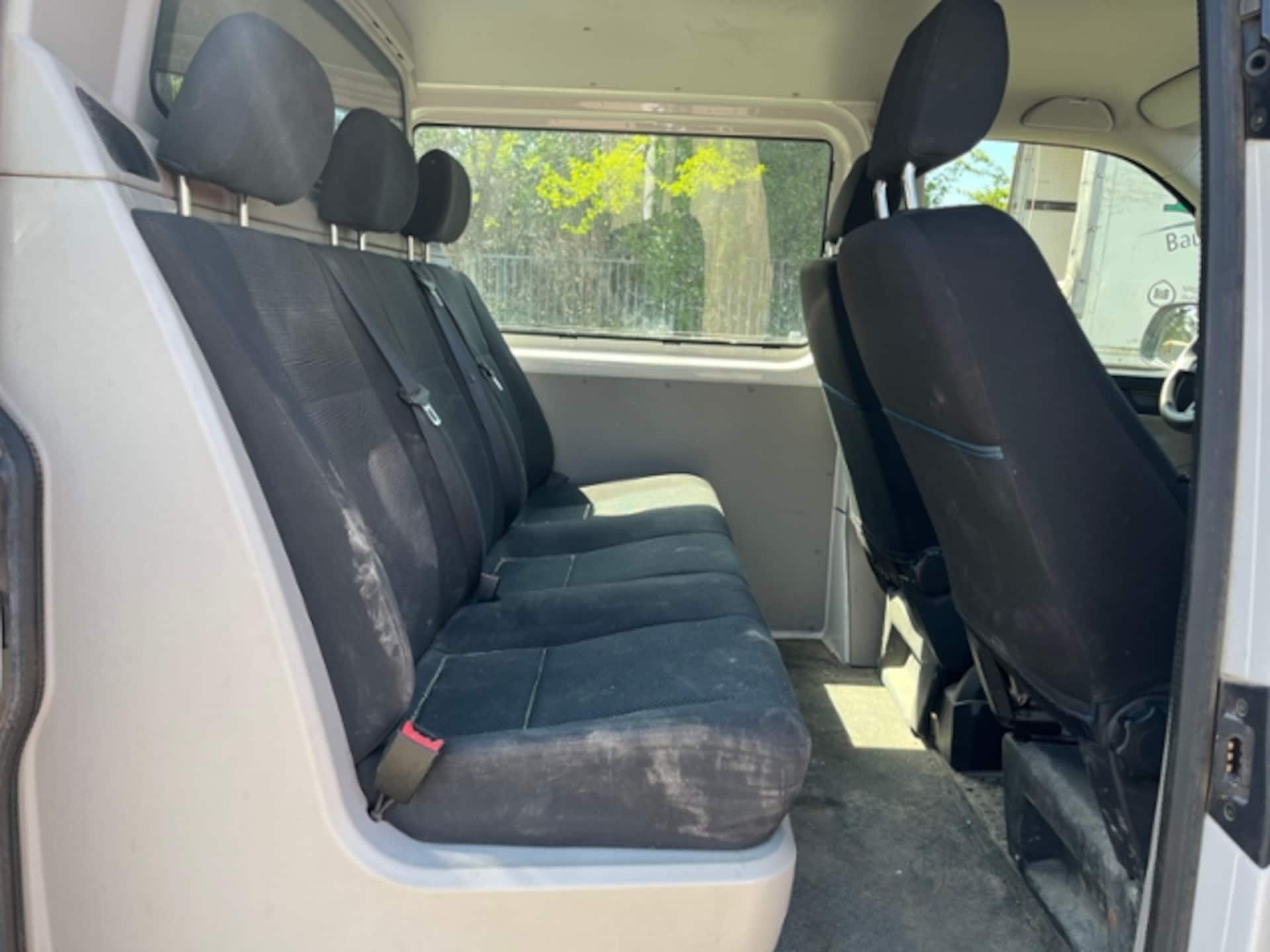 Volkswagen T6 Transporter Kasten langer Radstand