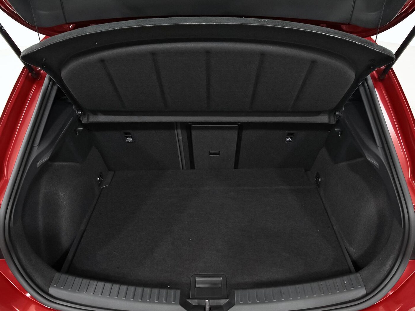 CUPRA Leon León 1.5 eTSI DSG 110 kW (150 CV) — photo 8