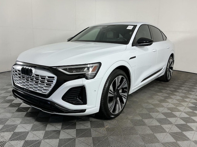 2024 Audi Q8 Sportback e-tron