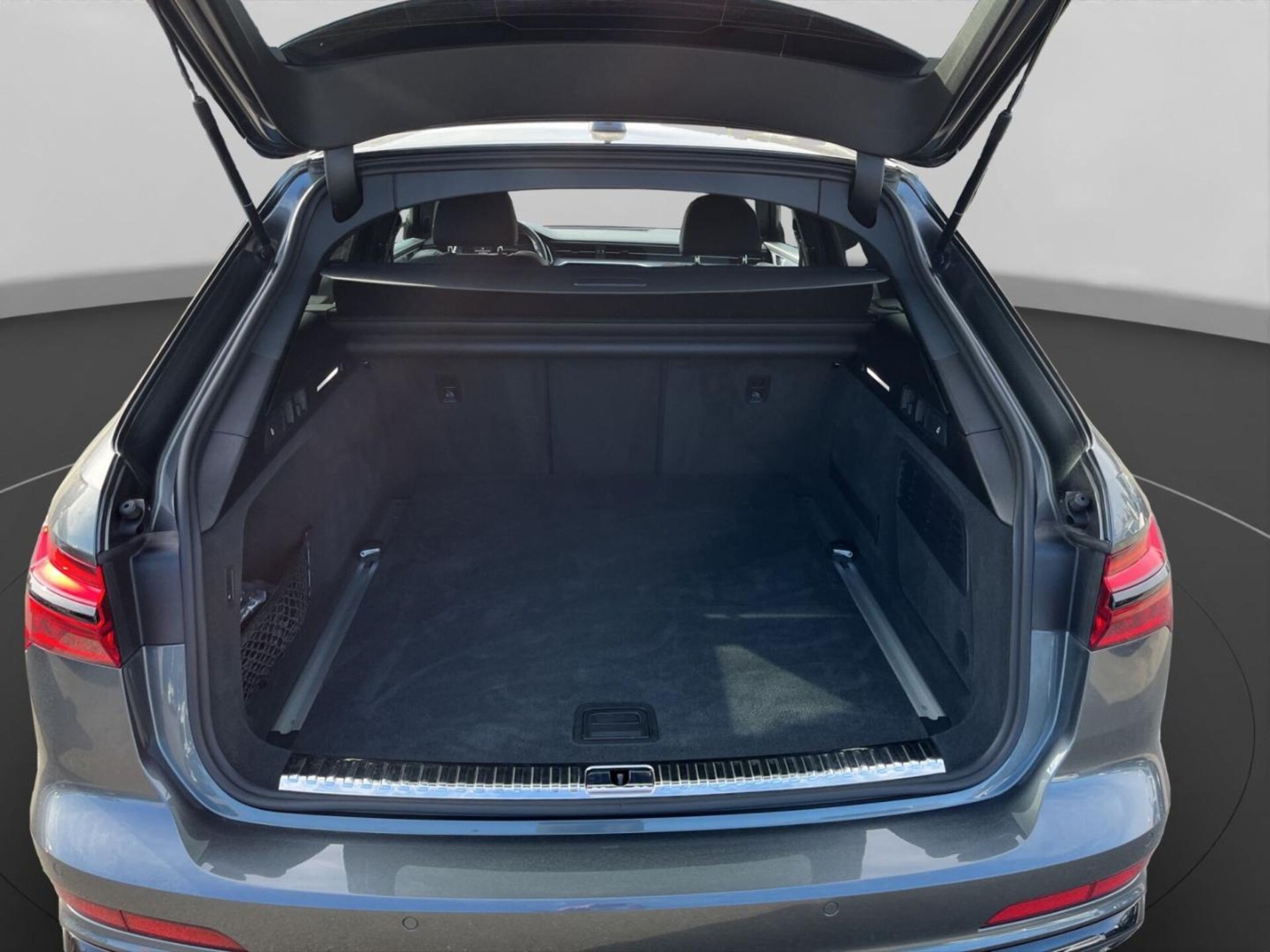 Audi S6 Avant