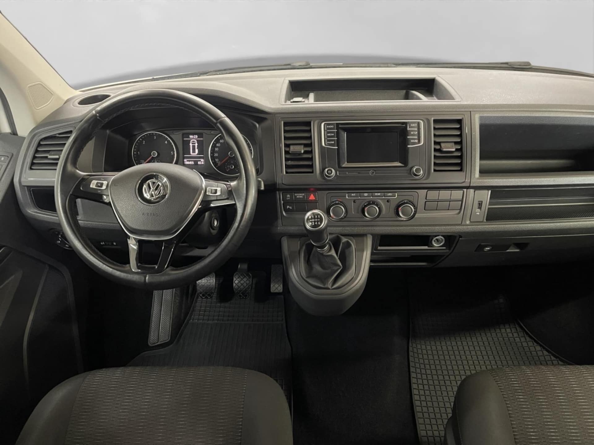 Volkswagen T6 Caravelle Comfortline