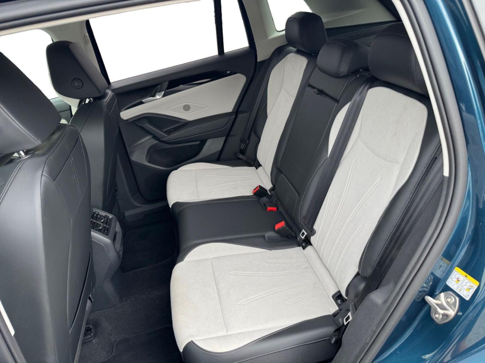 Volkswagen Tiguan – Bild 10