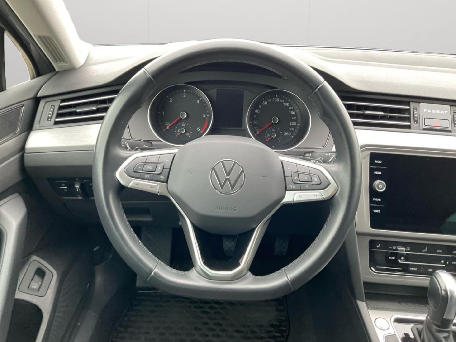 Volkswagen Passat Variant Conceptline