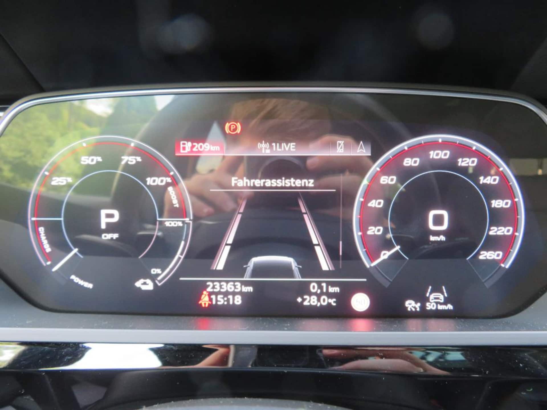 Audi e-tron S line