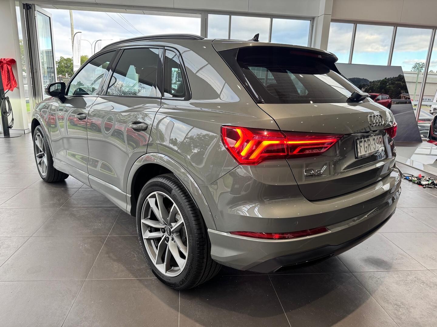 Image about Audi Q3 40 TFSI quattro S tronic