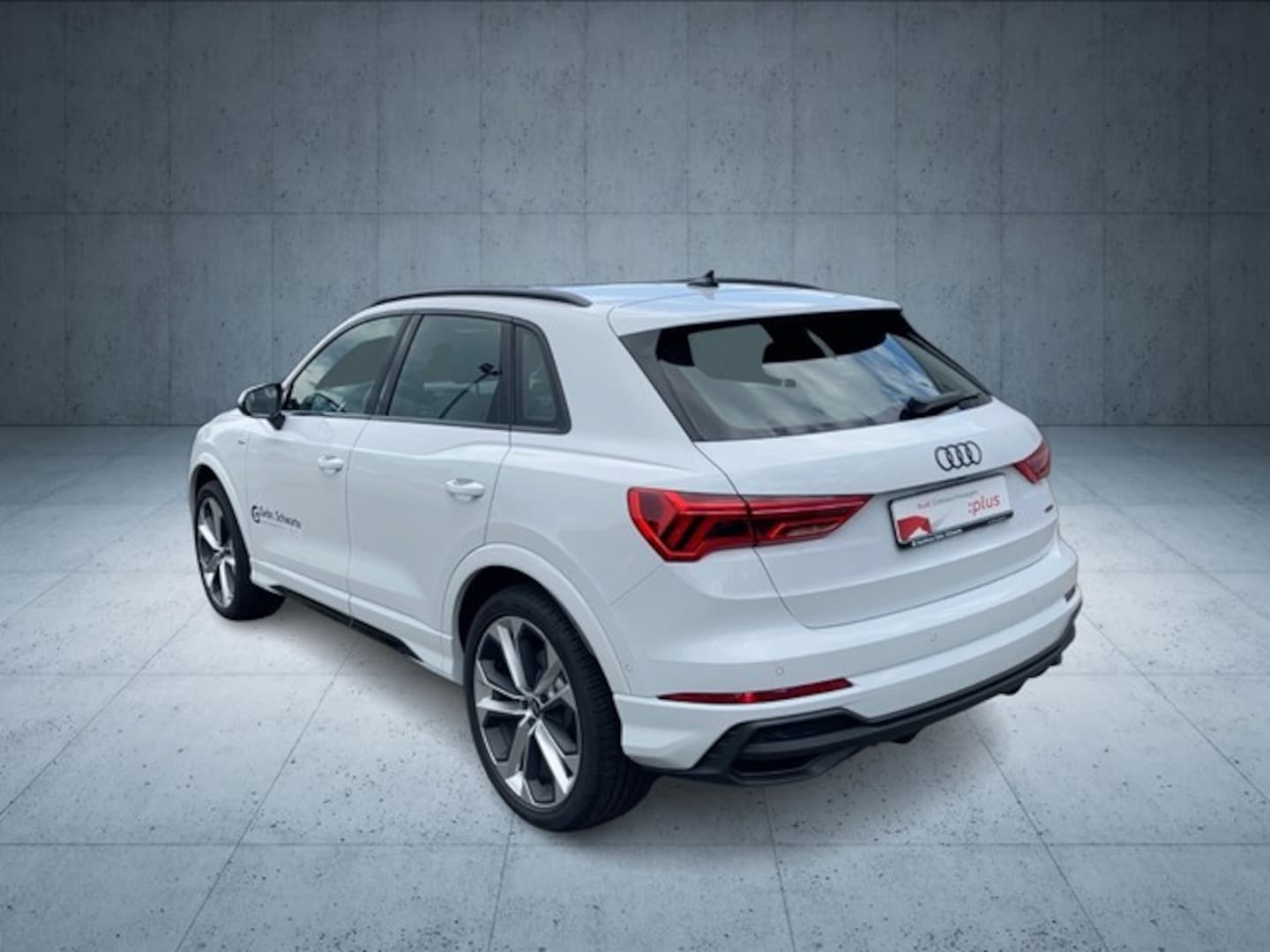 Bild über Audi Q3 S line 40 TDI quattro S tronic - für weitere Informationen kontaktieren Sie den Audi Partner
