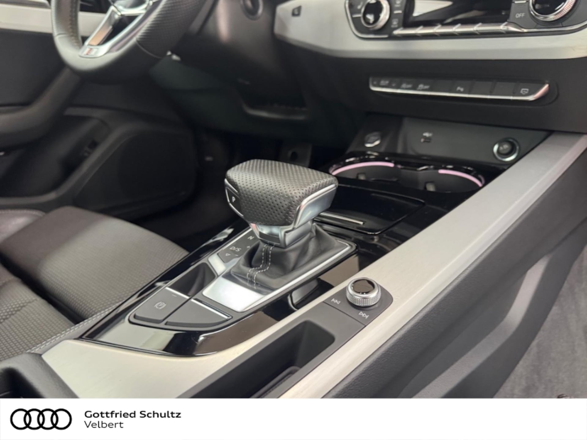 Audi A4 Avant S line