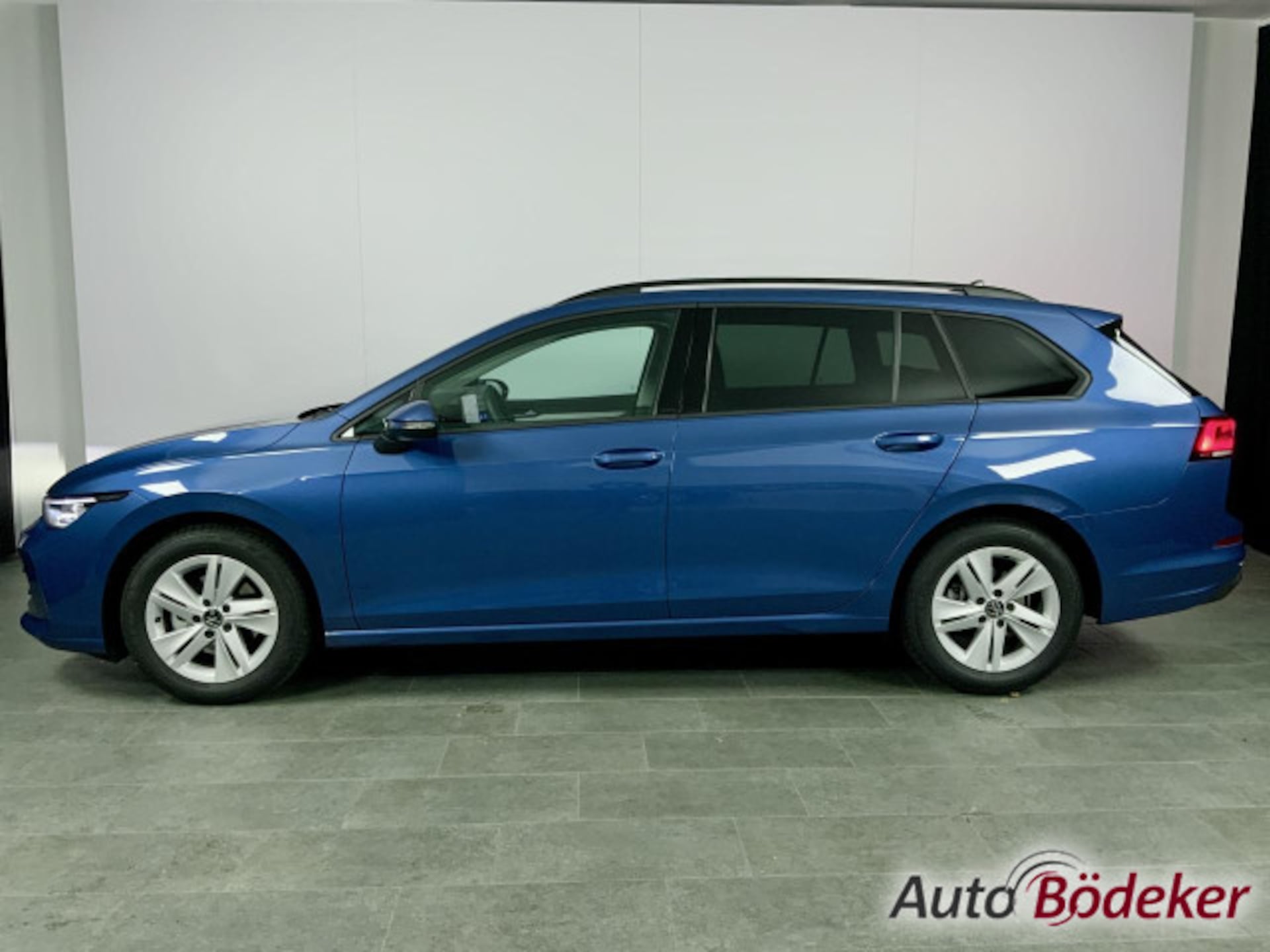 Volkswagen Golf Variant Life