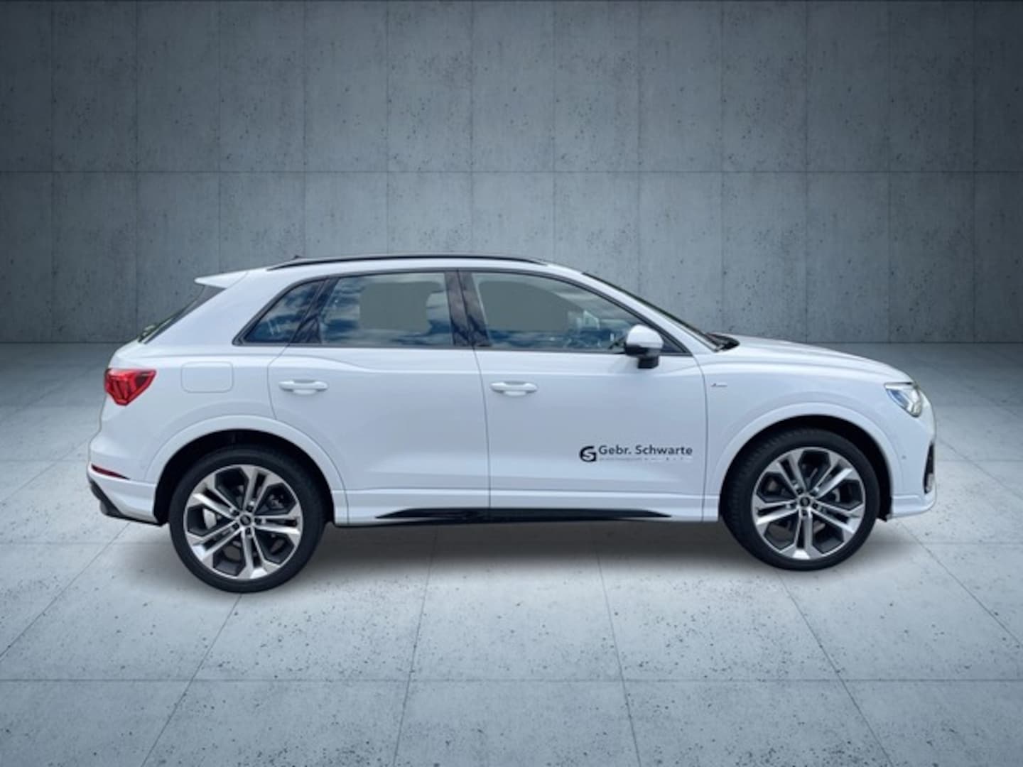 Bild über Audi Q3 S line 40 TDI quattro S tronic - für weitere Informationen kontaktieren Sie den Audi Partner
