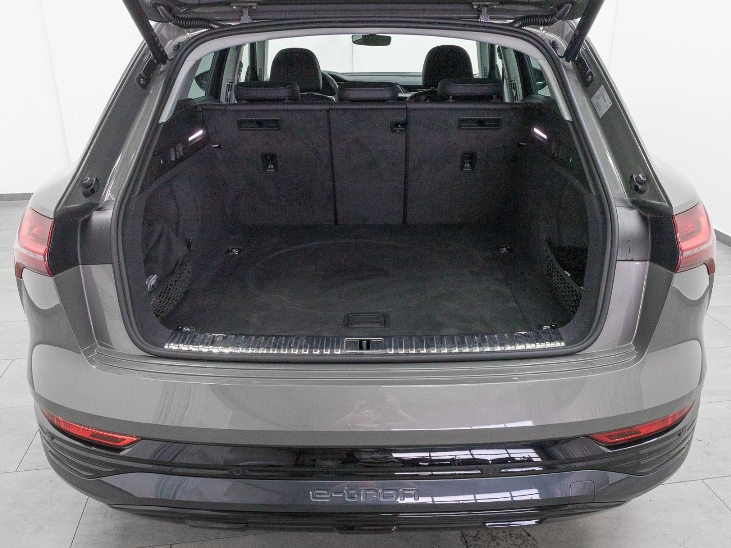 Image about Audi Q8 e-tron advanced 50 e-tron quattro