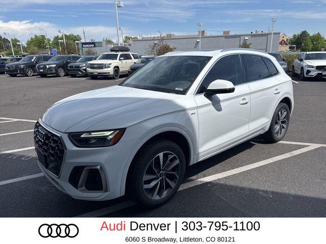 2023 Audi Q5 45 Premium's photo
