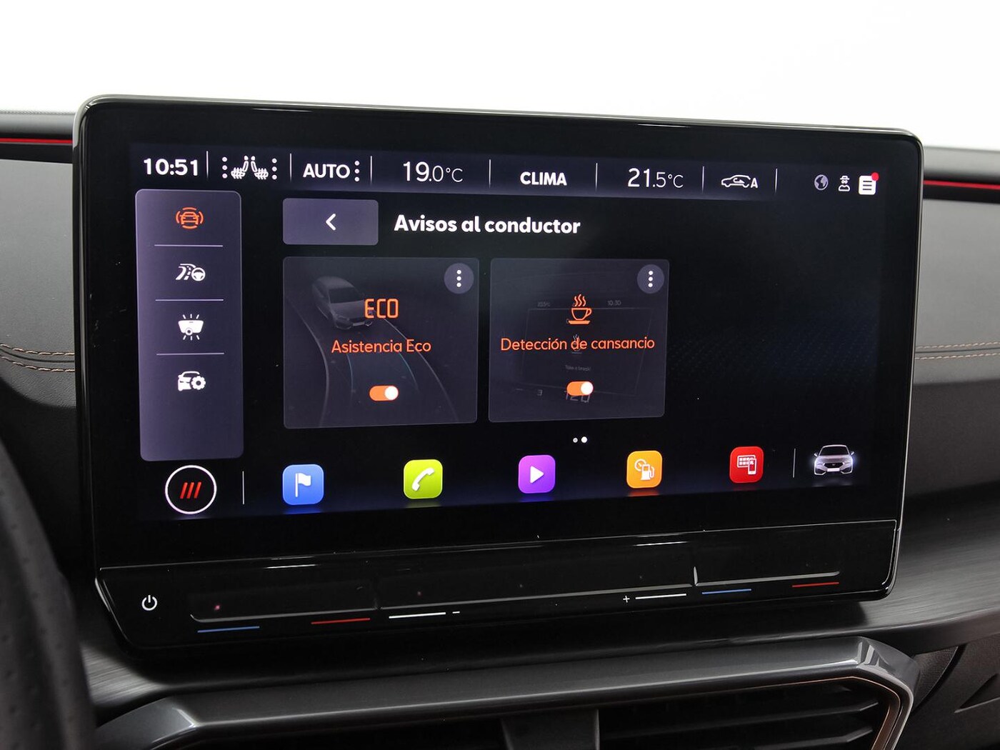 CUPRA Leon León 1.5 eTSI DSG 110 kW (150 CV) — photo 31