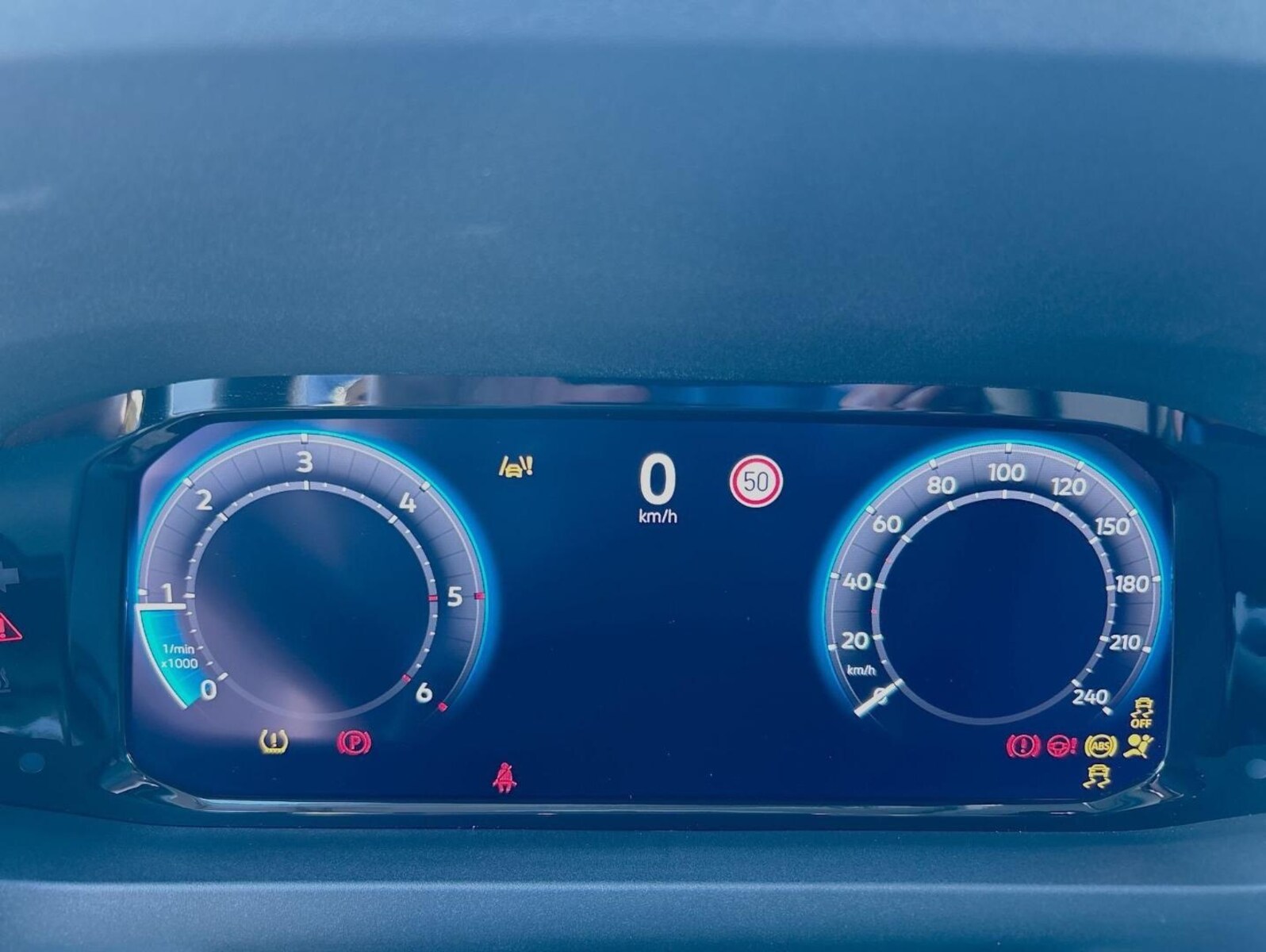 Volkswagen Crafter Kasten mittlerer Radstand – Bild 8