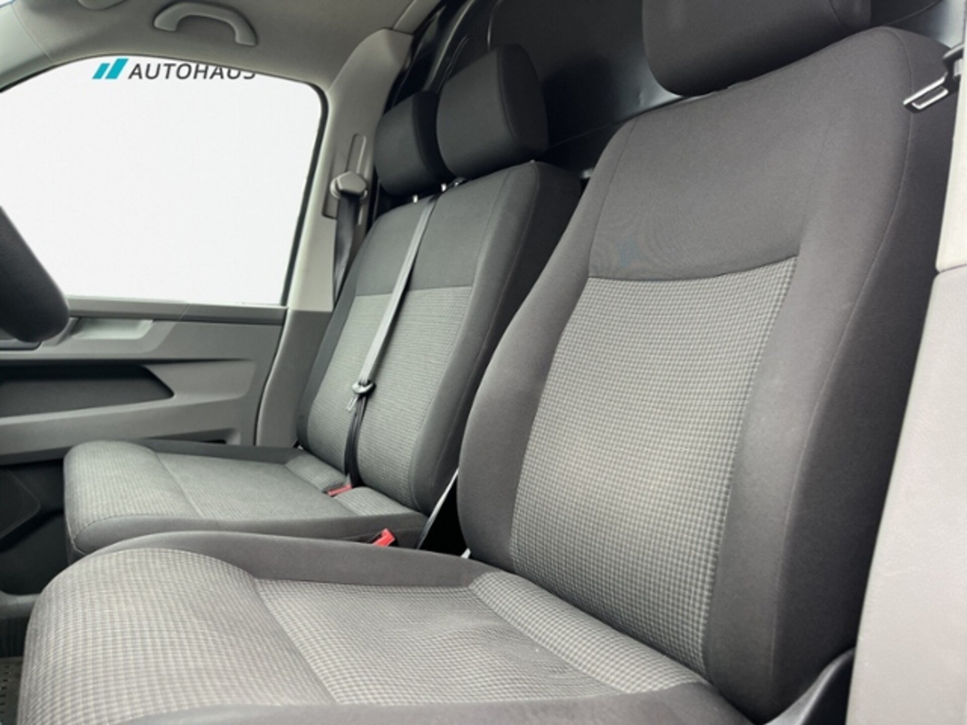 Volkswagen T6.1 Transporter Kasten kurzer Radstand