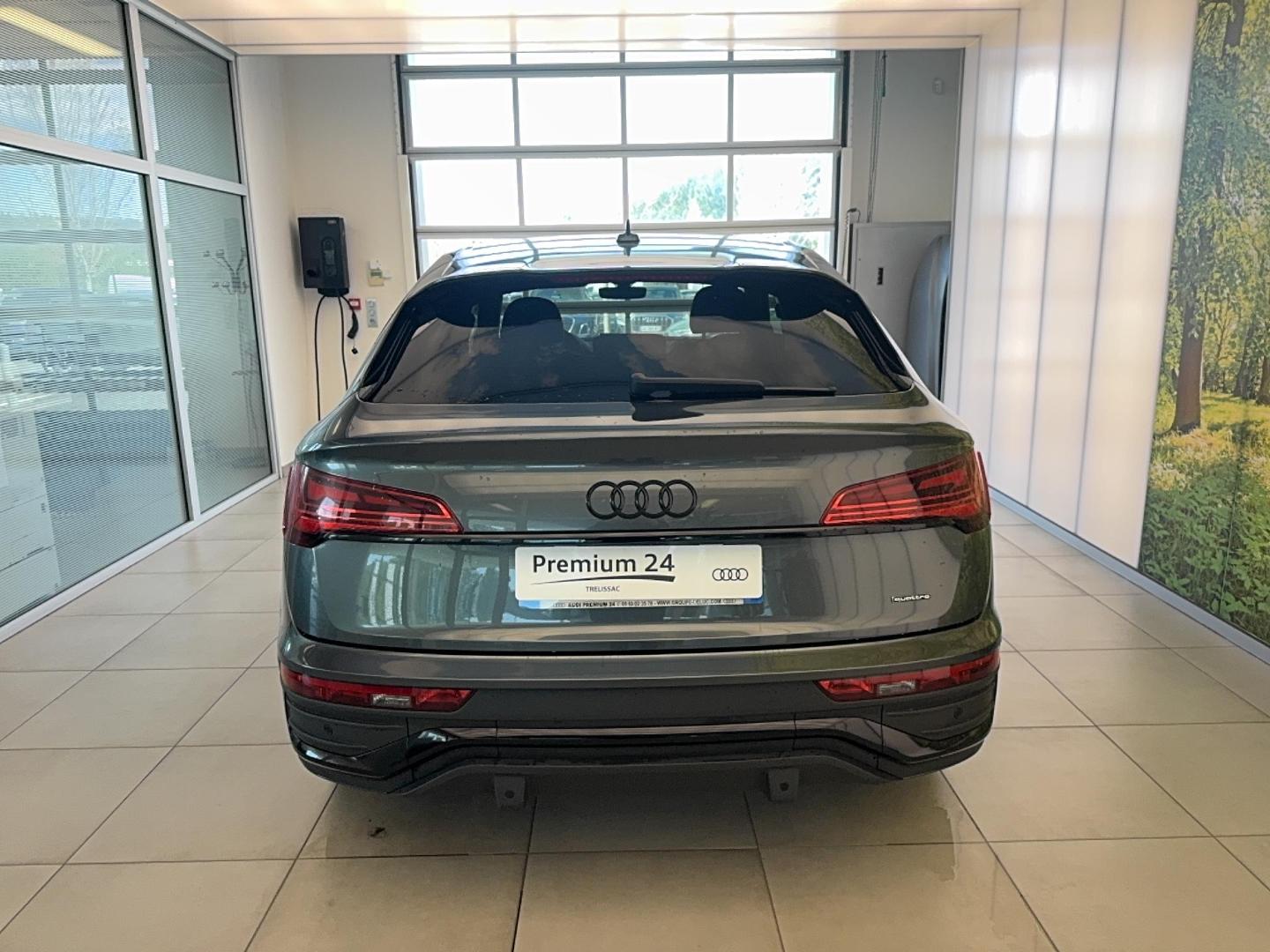 Image about Audi Q5 Sportback TFSI e S line 55 TFSI e Hybride rechargeable quattro270(367)kW(ch)S tronic