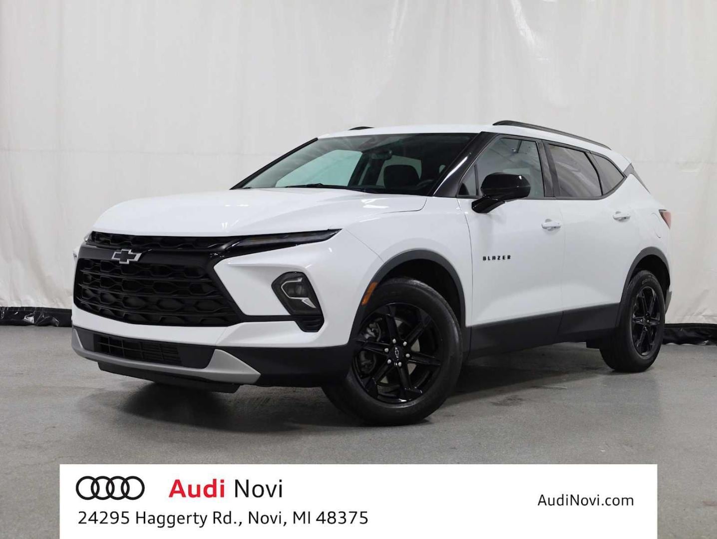 2023 Chevrolet Blazer 2.0T 2LT FWD's photo