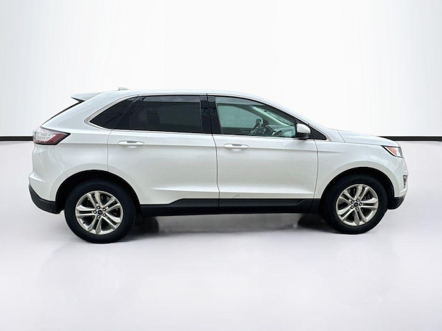 2016 Ford Edge