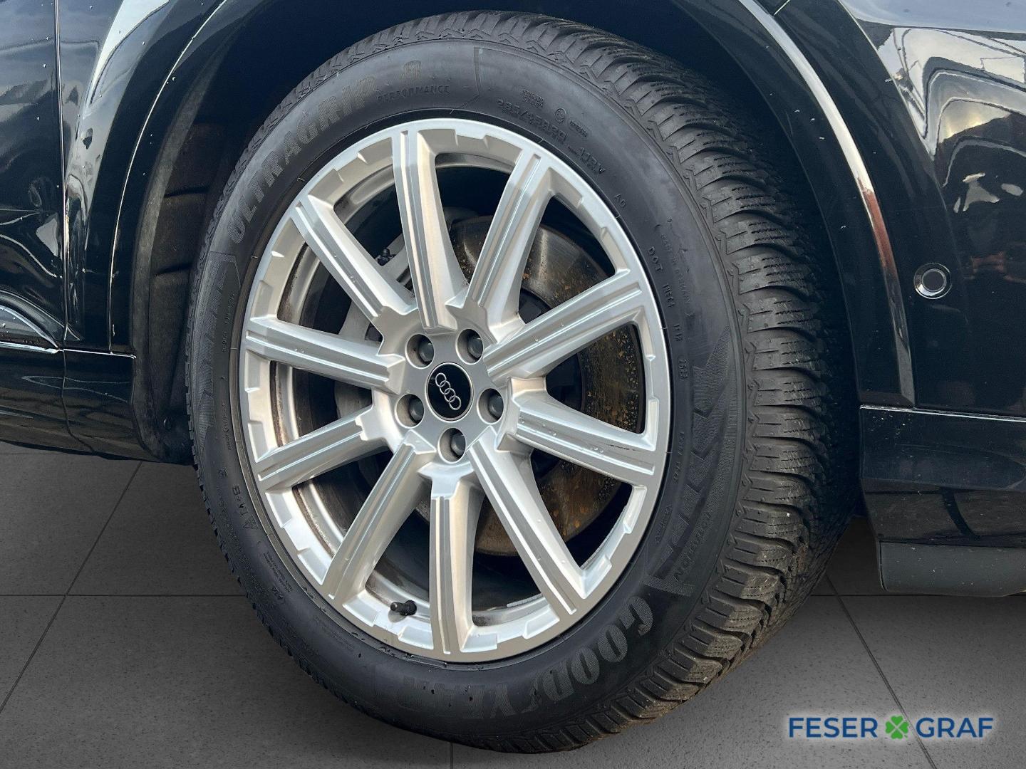 Image about Audi Q7 S line 55 TFSI quattro tiptronic