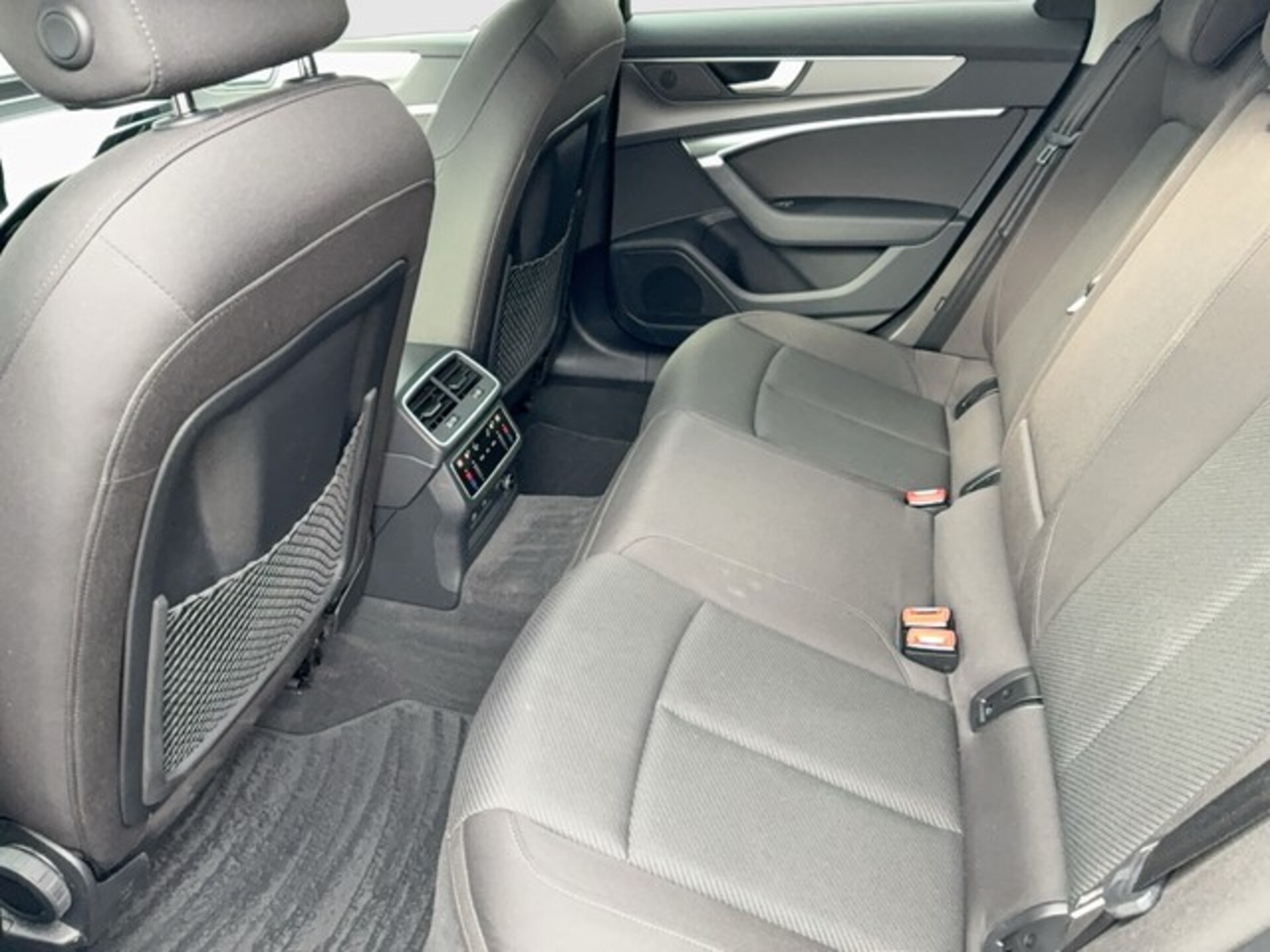 Audi A6 Avant TFSI e