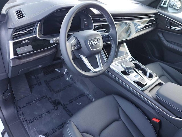 2023 Audi Q8