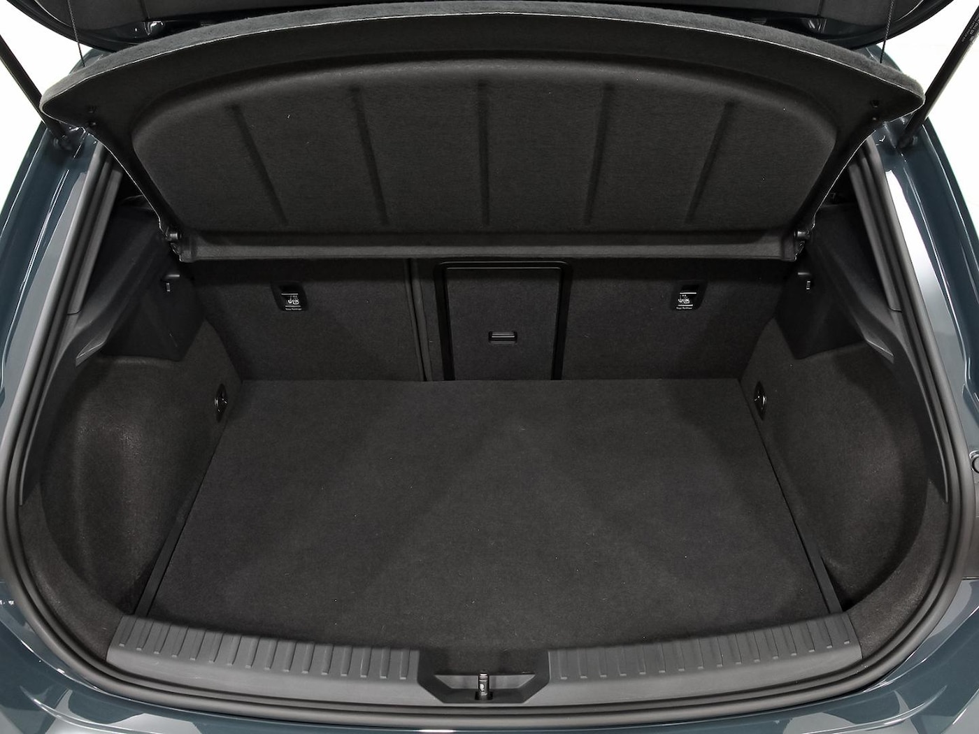 CUPRA Leon León 1.5 TSI e-Hybrid DSG 150 kW (204 CV) — photo 8