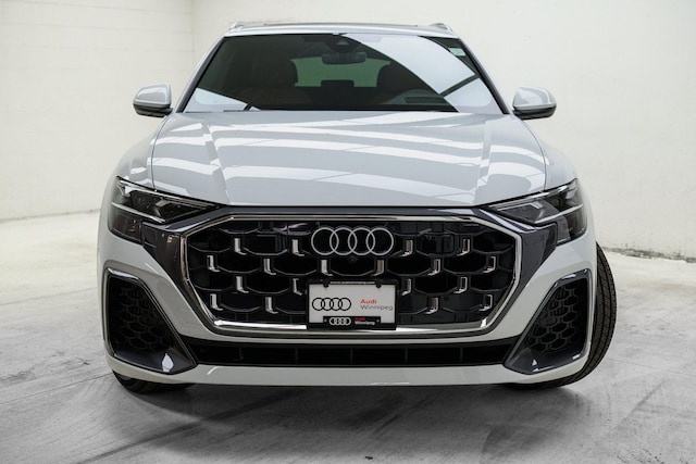 2026 Audi Q8