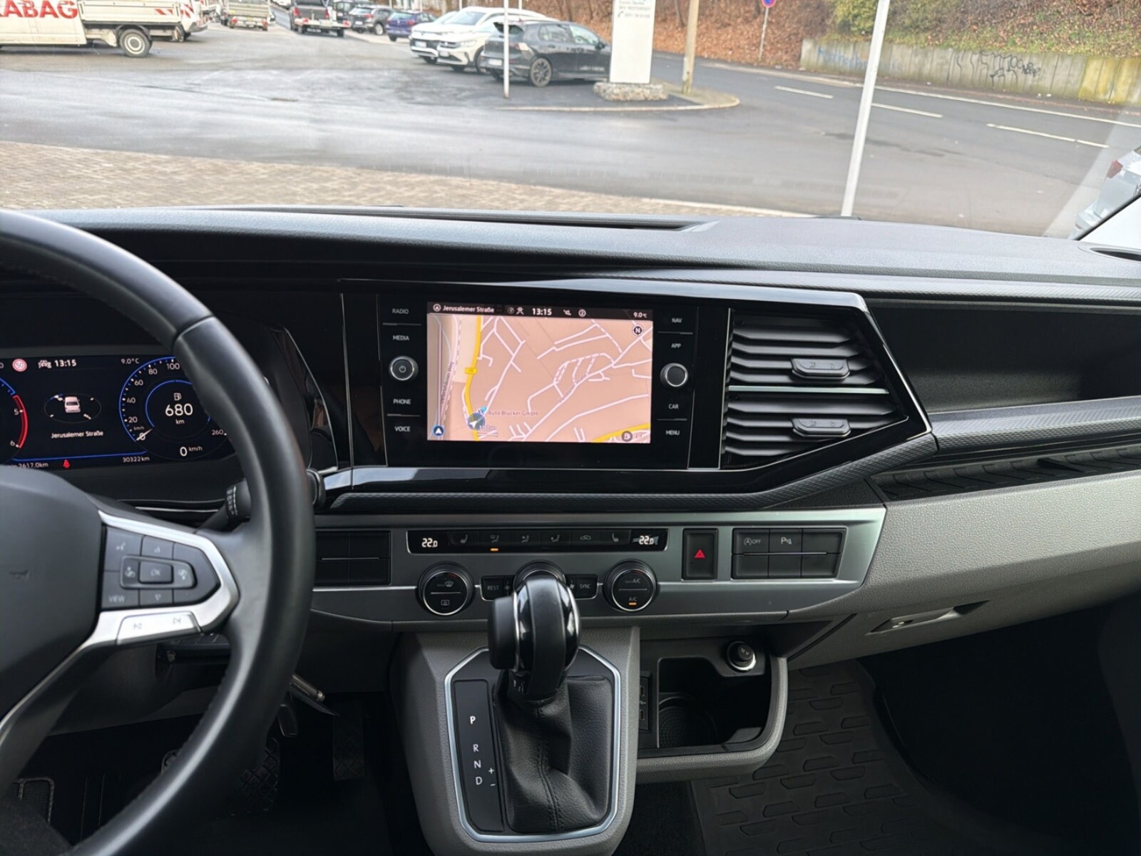 Volkswagen T6.1 Caravelle langer Radstand – Bild 11