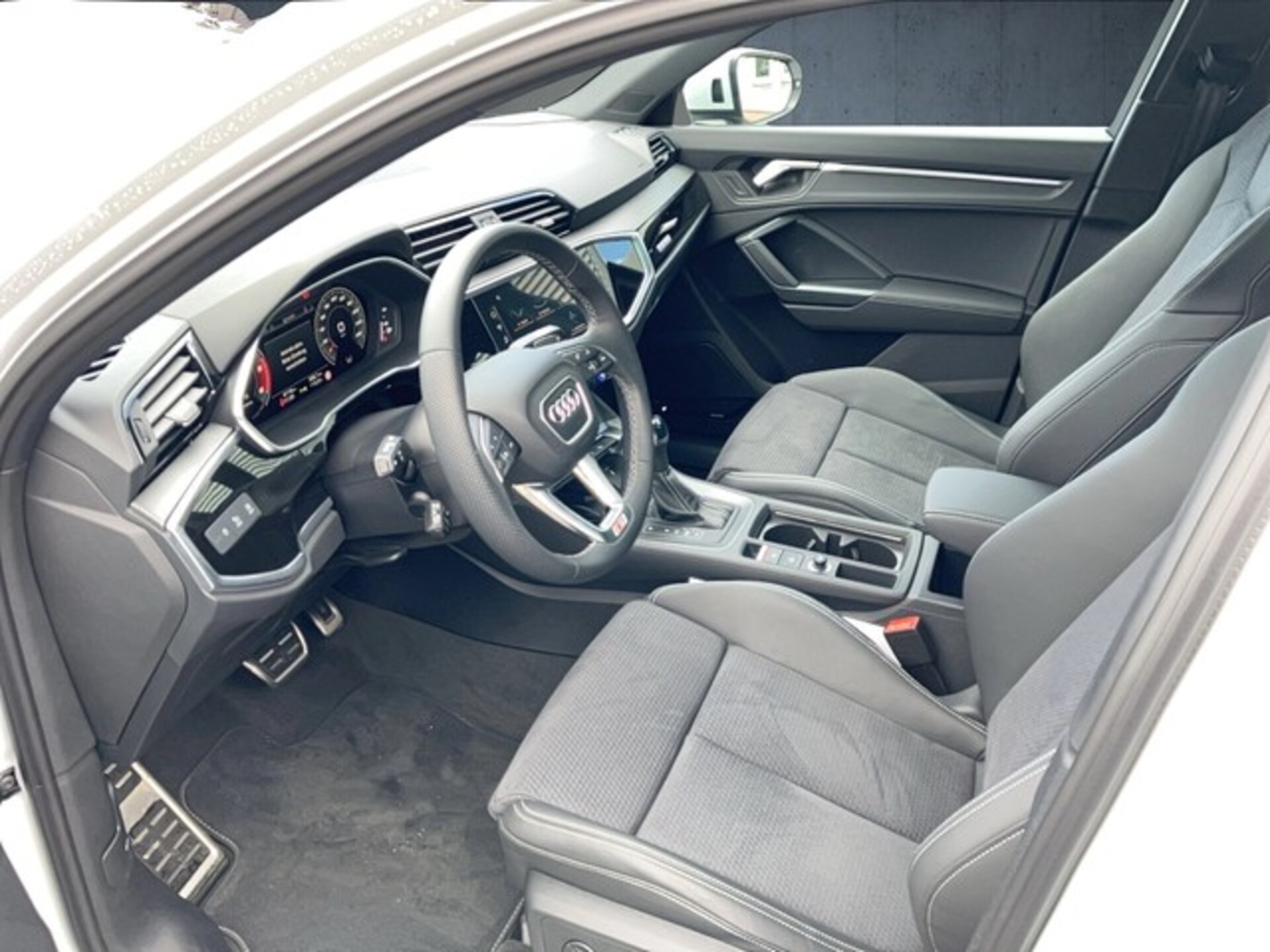 Audi Q3 SUV S line