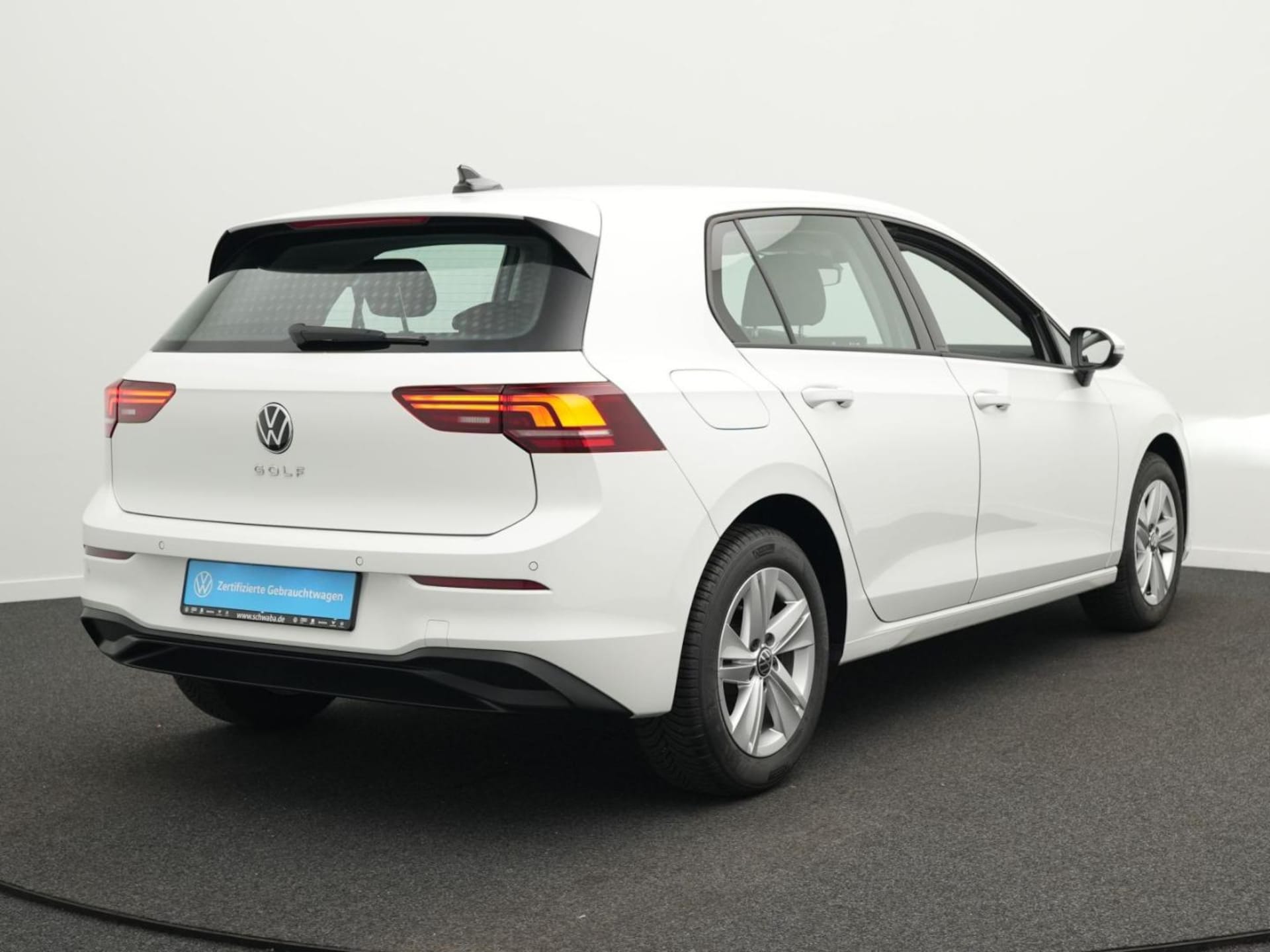 Volkswagen Golf Life