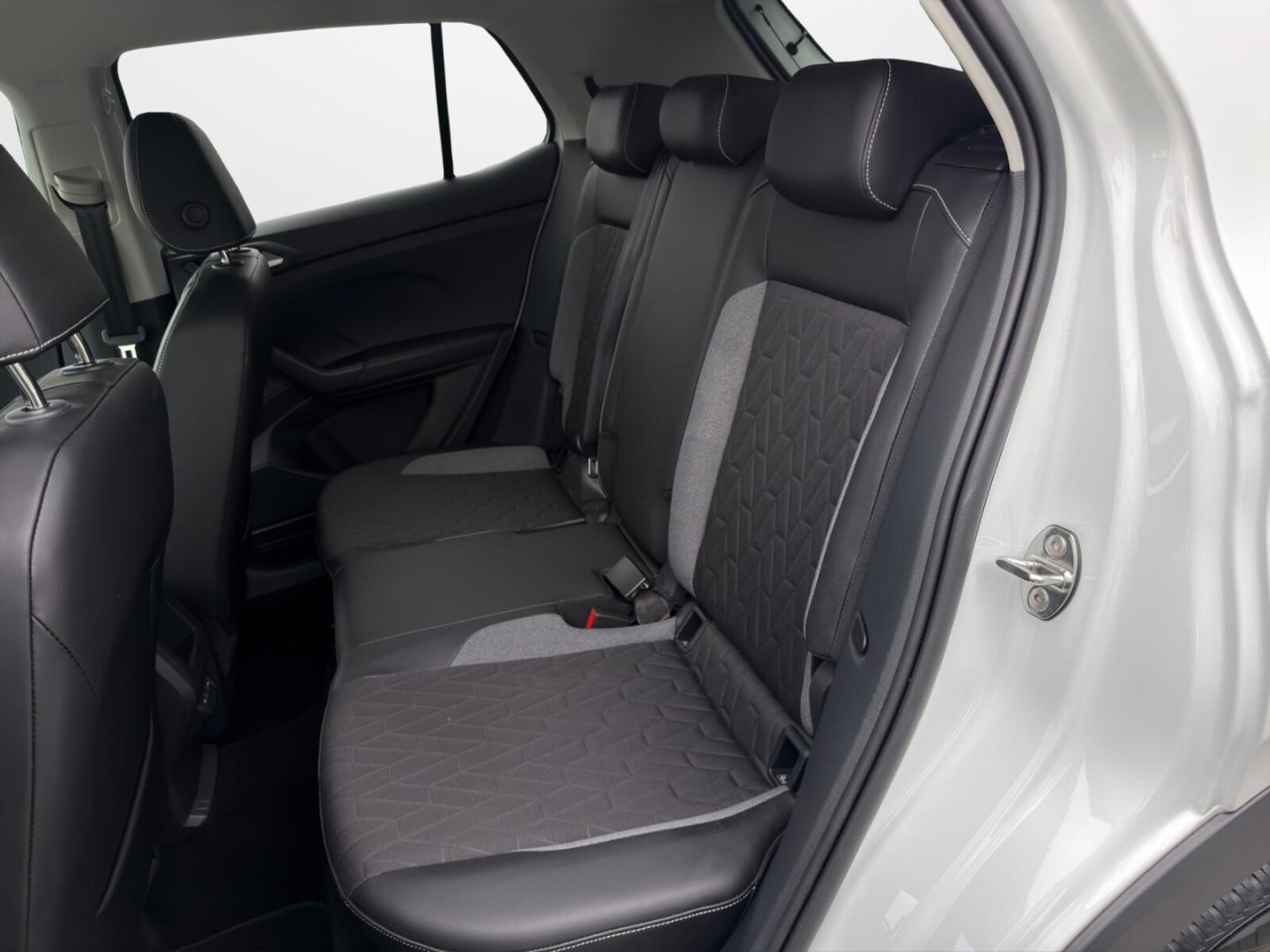 Volkswagen T-Cross – Bild 12