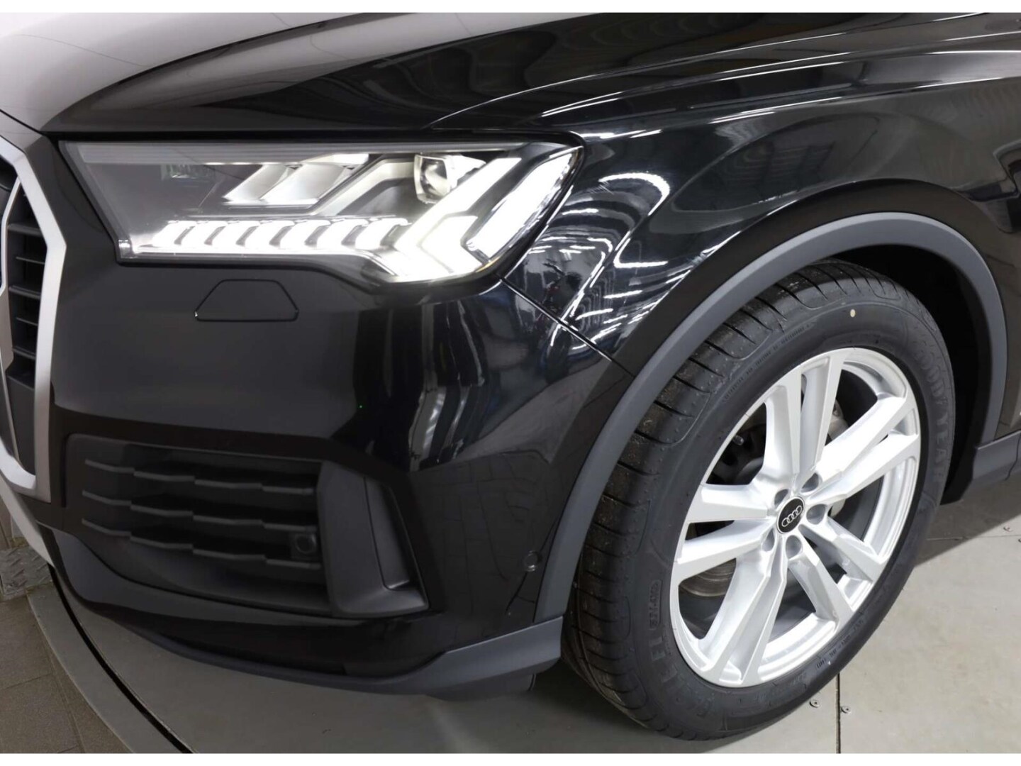 Image about Audi Q7 45 TDI quattro tiptronic