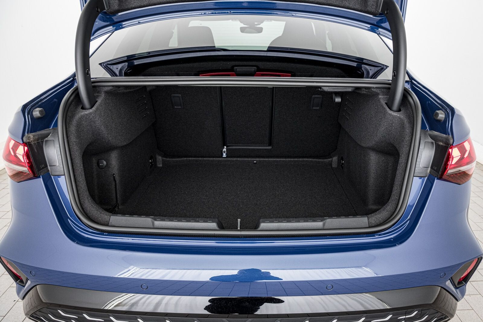 Image about Audi S3 Limousine TFSI quattro S tronic