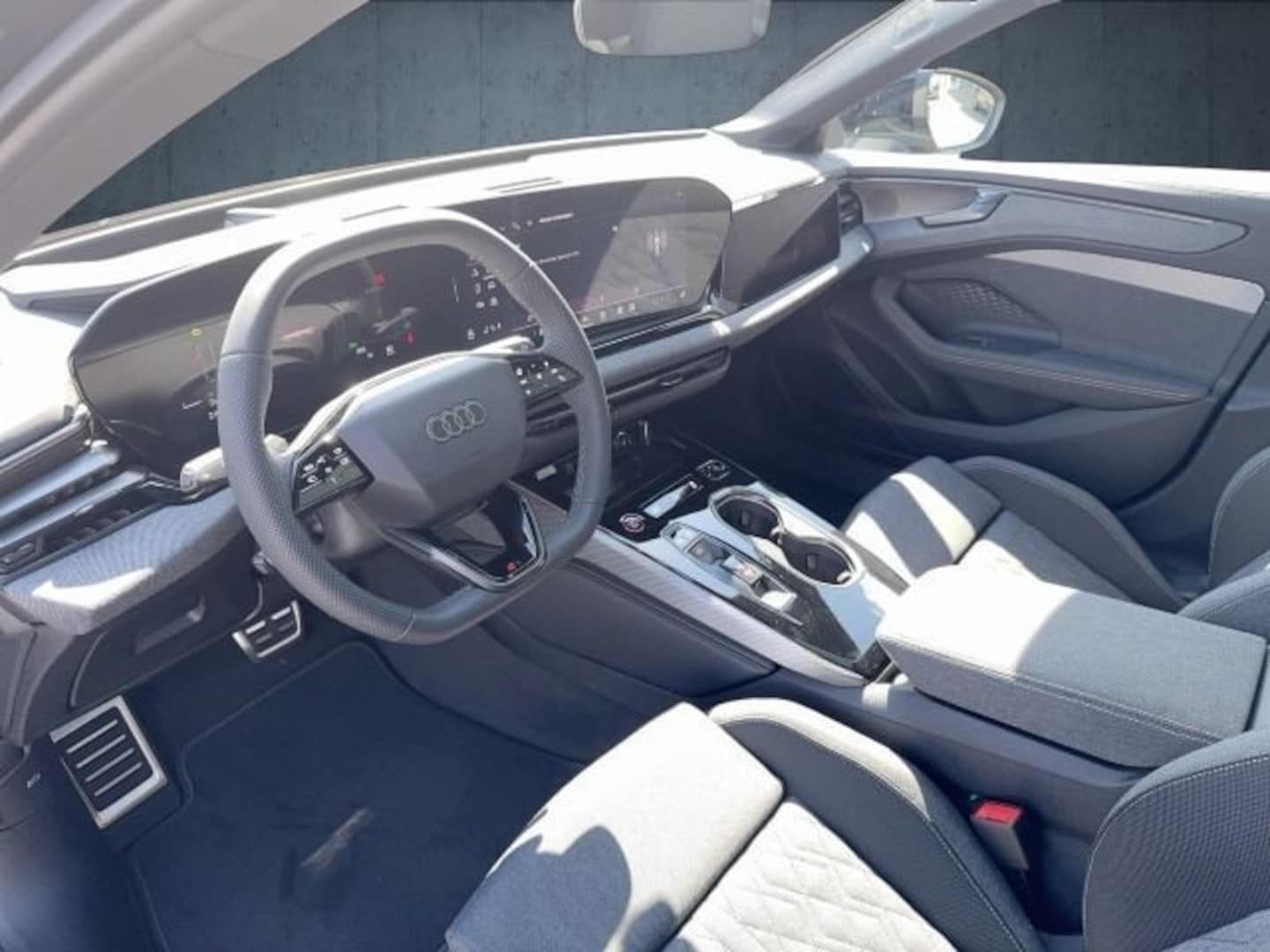 Bild über Audi A6 Avant edition one TDI quattro 150 kW S tronic - für weitere Informationen kontaktieren Sie den Audi Partner