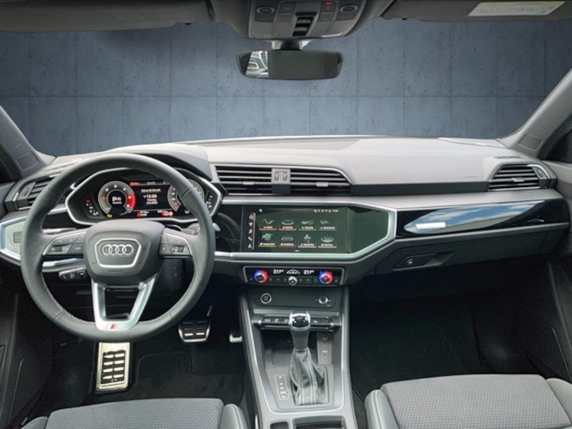 Audi Q3 SUV S line