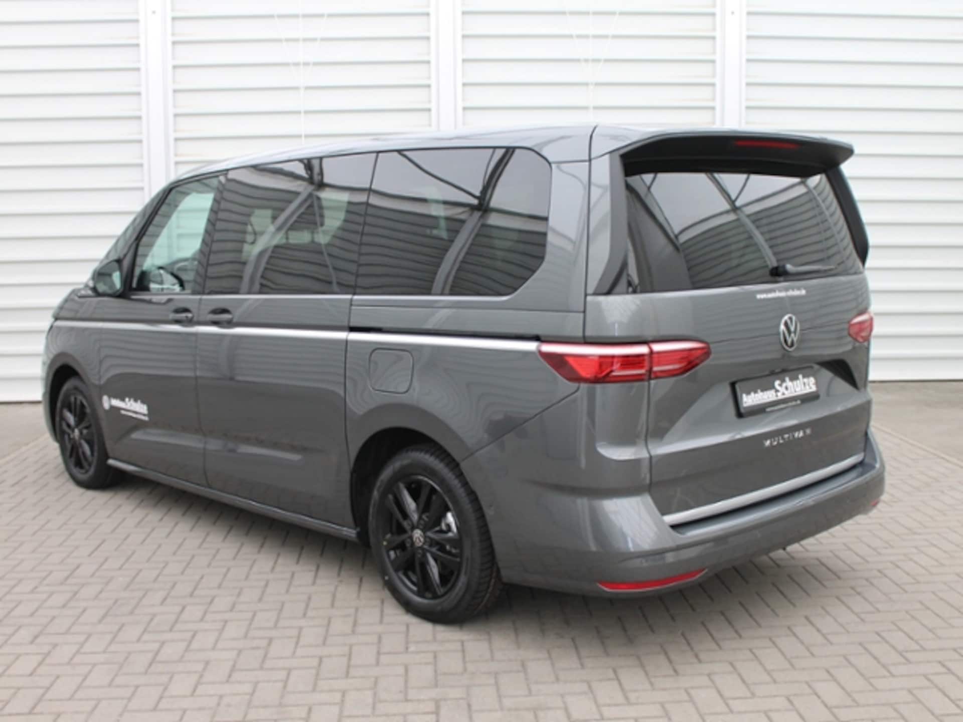 Volkswagen Multivan Langversion Style