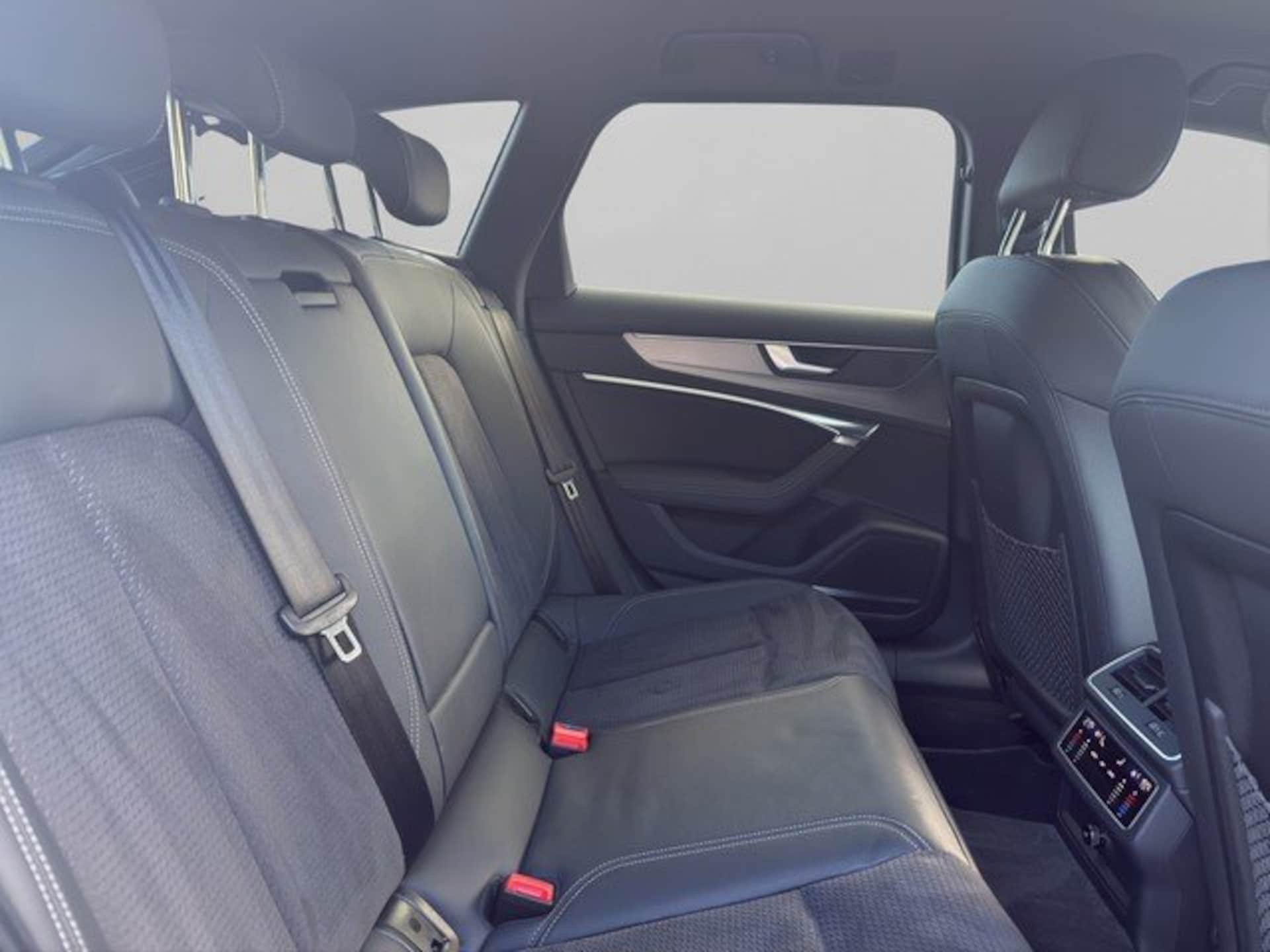Audi S6 Avant