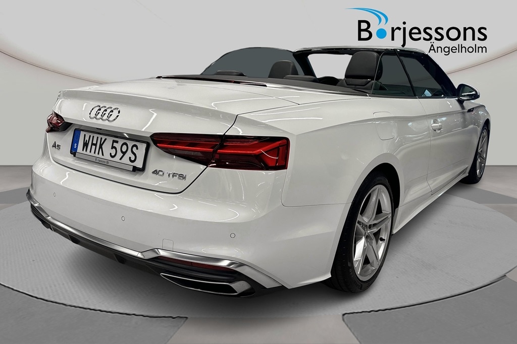 Bild som visar Audi A5 Cabriolet A5 Cabriolet 40 TFSI S line 190 hk S tronic - för mer information kontakta din Audi Partner
